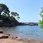شقة Duplex 6 Personnes A 2 Min De La Avec Parking Saint-Raphaël