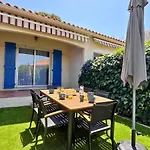 Duplex 6 Personnes A 2 Min De La Avec Parking Apartment Saint-Raphaël